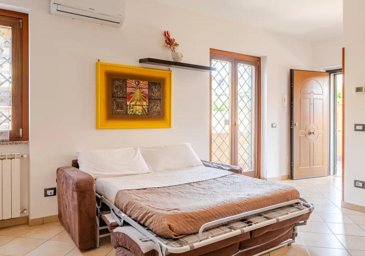 Garden Villa - Free Parking, Wi-Fi E Netflix Fiumicino Buitenkant foto